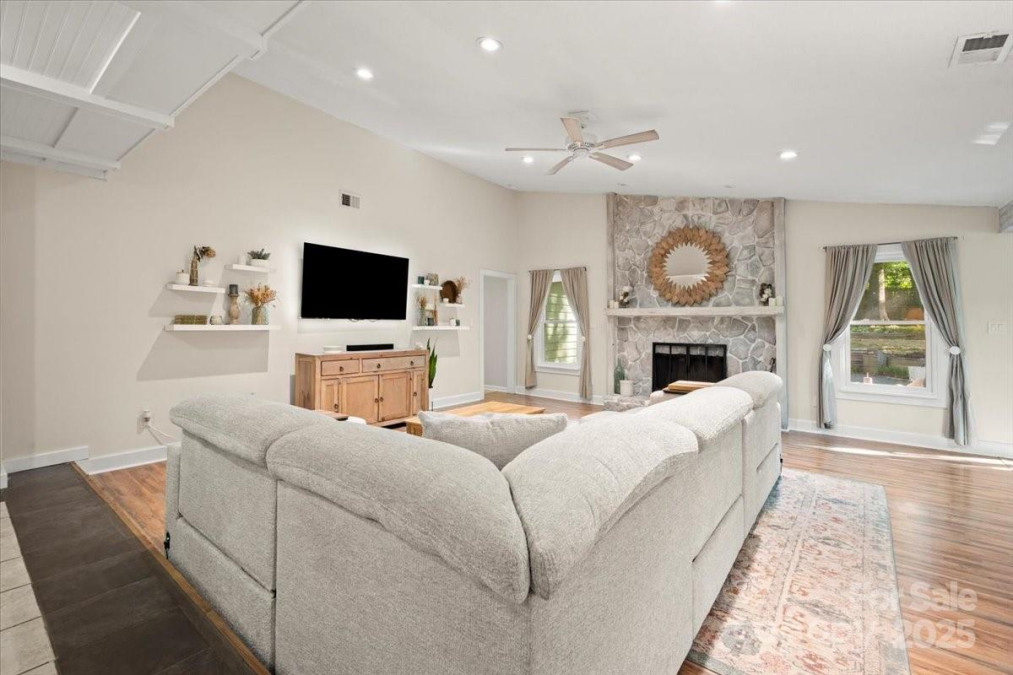 7357 Elwood Dr Charlotte, NC 28227