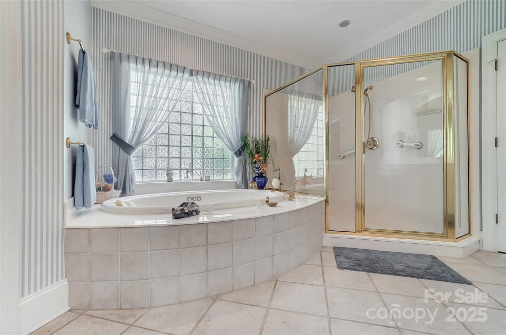 3508 Mountain Cove Dr Charlotte, NC 28216