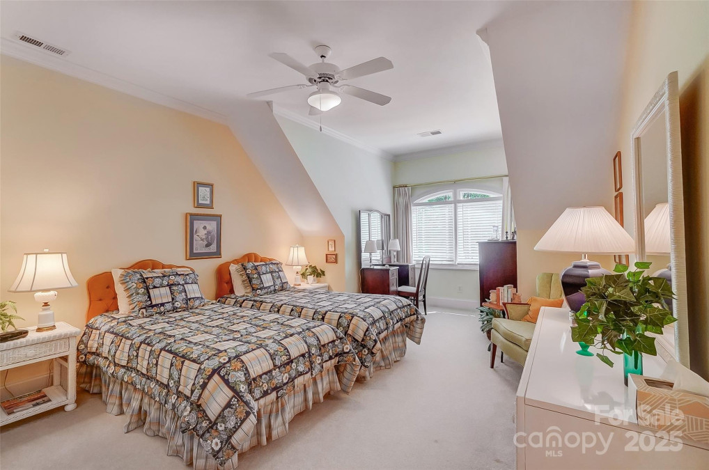3508 Mountain Cove Dr Charlotte, NC 28216