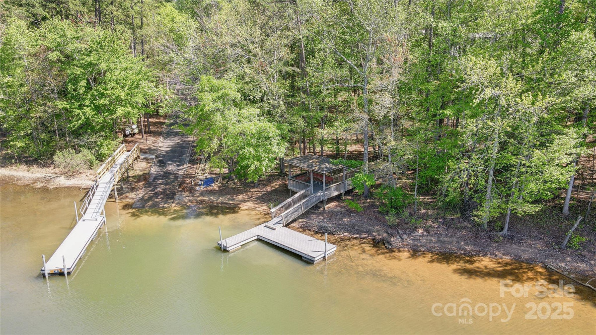 3508 Mountain Cove Dr Charlotte, NC 28216