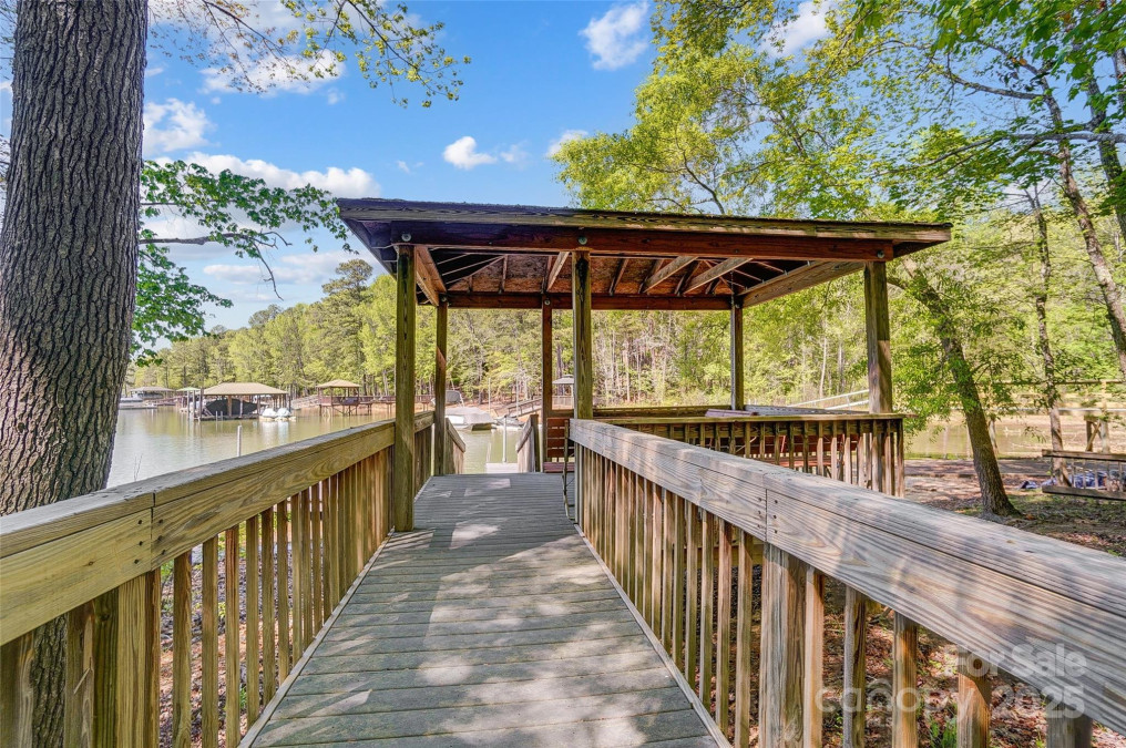 3508 Mountain Cove Dr Charlotte, NC 28216