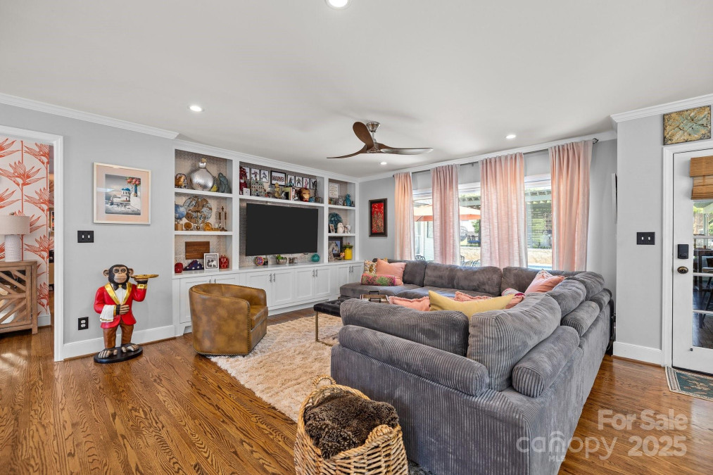4147 Chelmsford Rd Charlotte, NC 28211