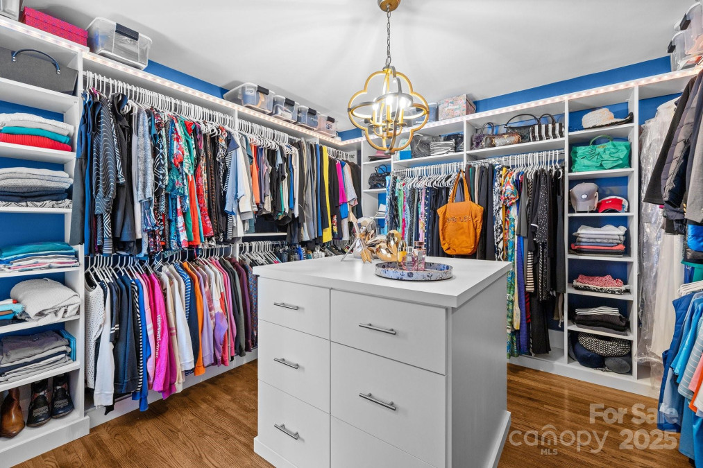 4147 Chelmsford Rd Charlotte, NC 28211