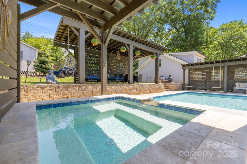 4147 Chelmsford Rd Charlotte, NC 28211