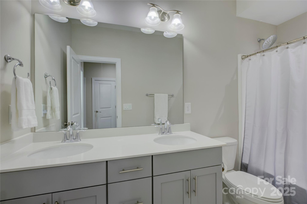 15108 Montage Ln Charlotte, NC 28278