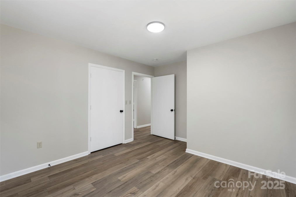 7525 Cedarbrook Dr Charlotte, NC 28215