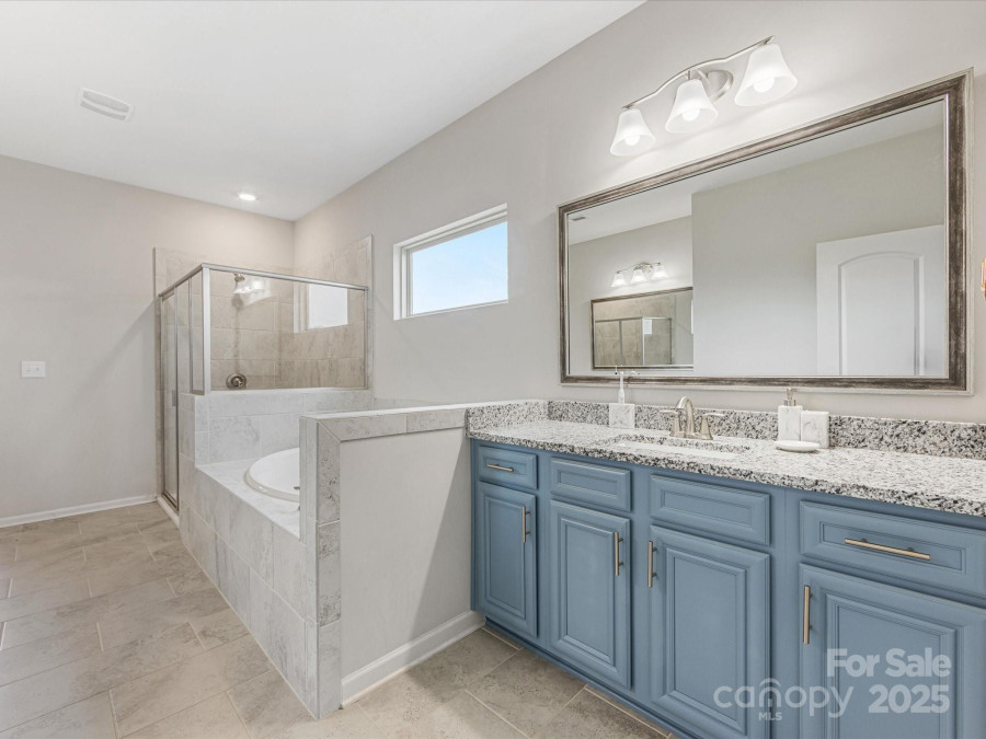 405 Winding Oaks Ln Concord, NC 28025