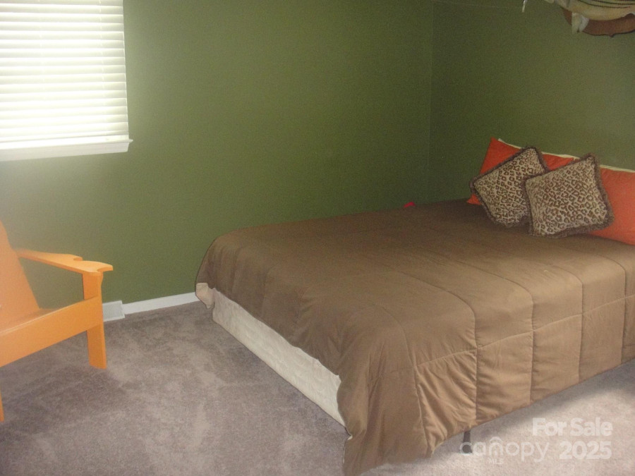 146 Barclay Ln Mooresville, NC 28115