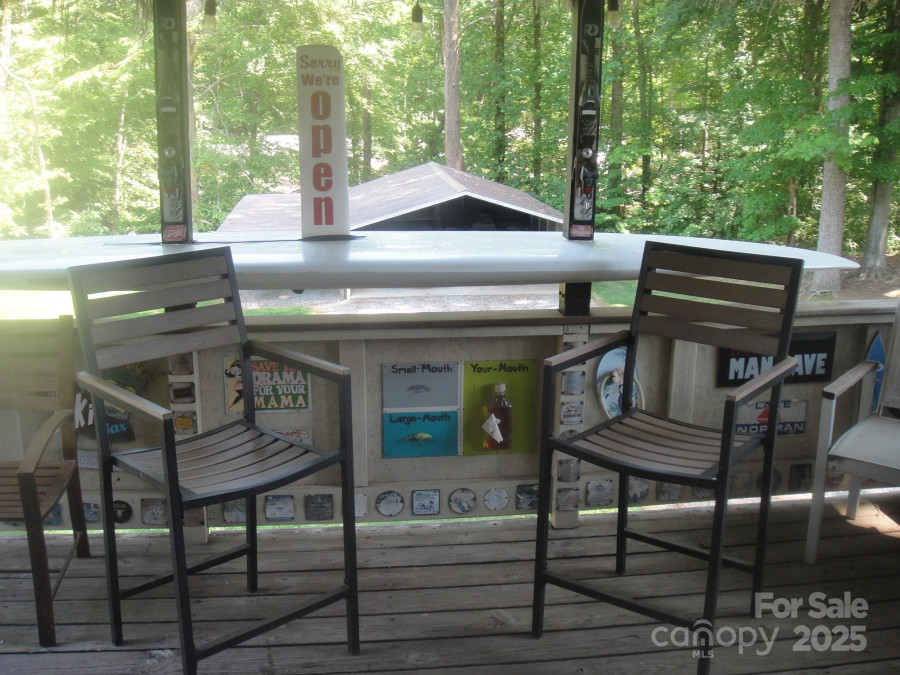 146 Barclay Ln Mooresville, NC 28115