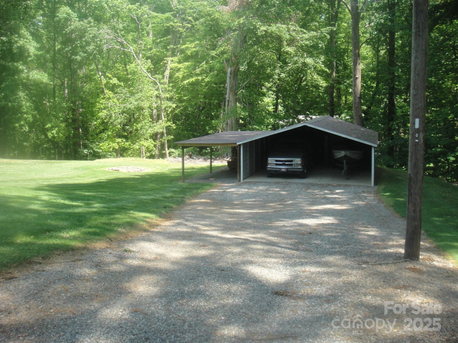 146 Barclay Ln Mooresville, NC 28115