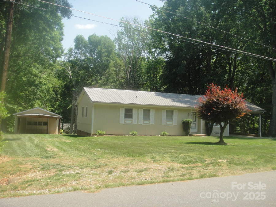146 Barclay Ln Mooresville, NC 28115