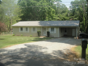146 Barclay Ln Mooresville, NC 28115