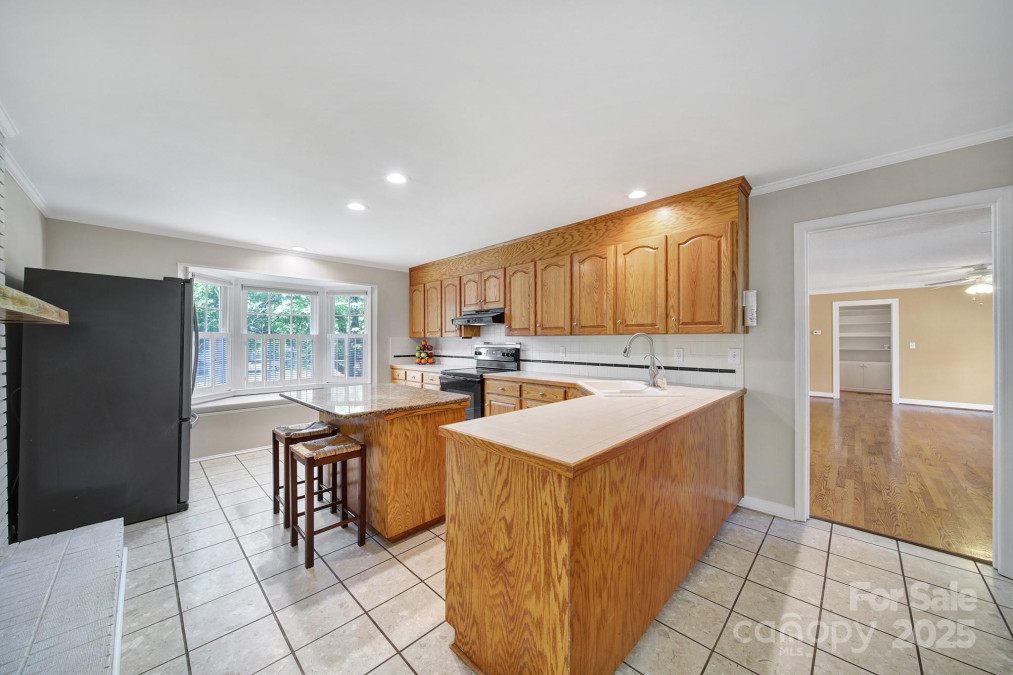 1723 Baskins Hill Rd Heath Springs, SC 29058