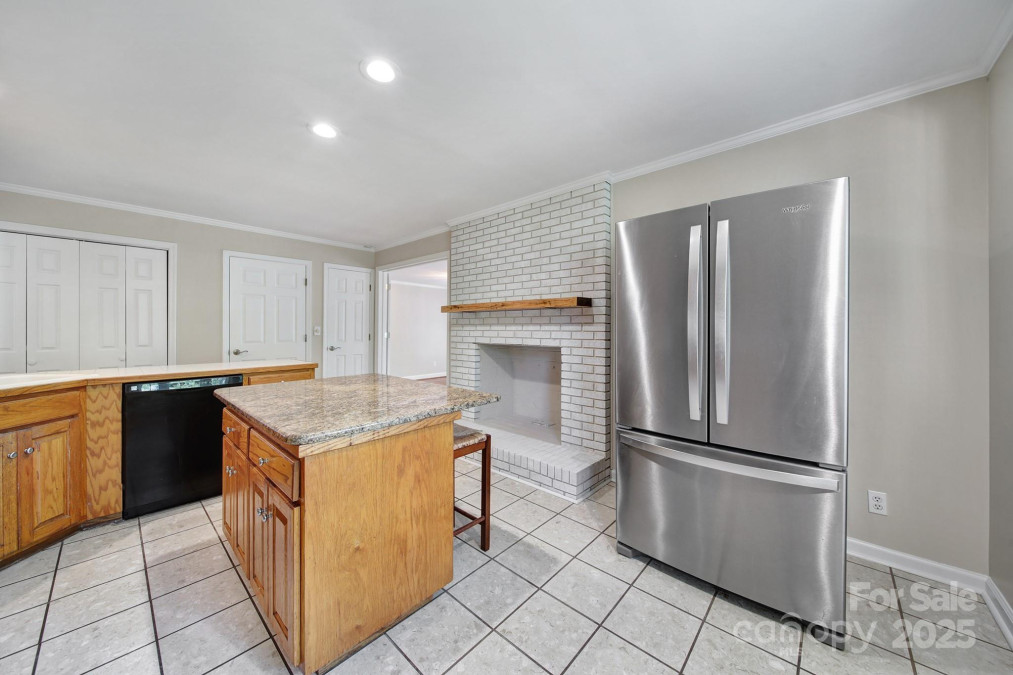 1723 Baskins Hill Rd Heath Springs, SC 29058