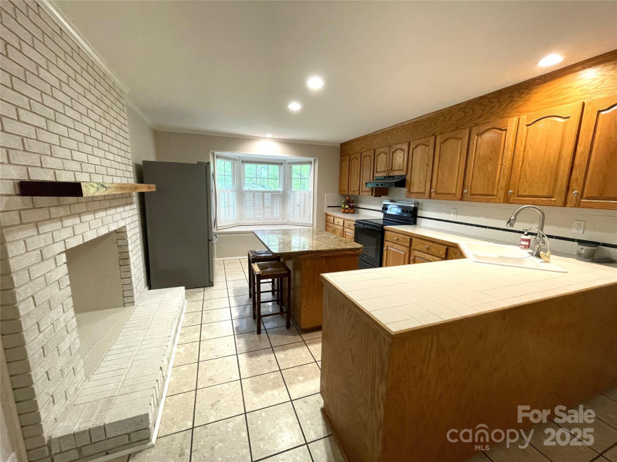 1723 Baskins Hill Rd Heath Springs, SC 29058