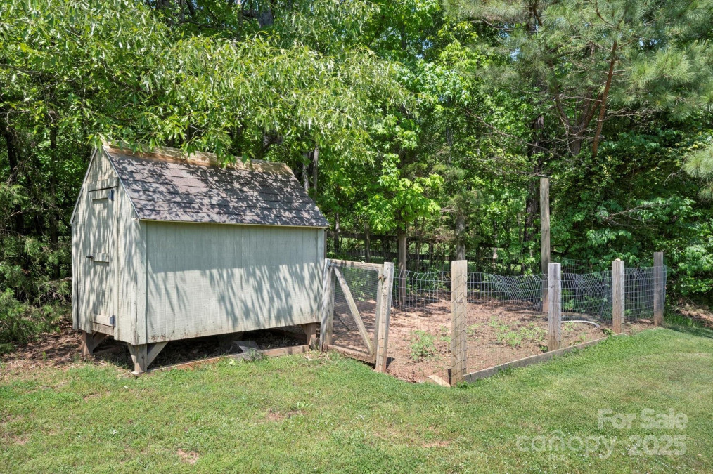 2409 Golf Course Rd Columbus, NC 28722