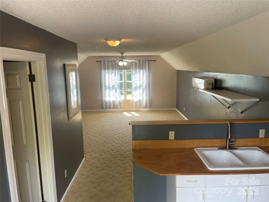 2409 Golf Course Rd Columbus, NC 28722