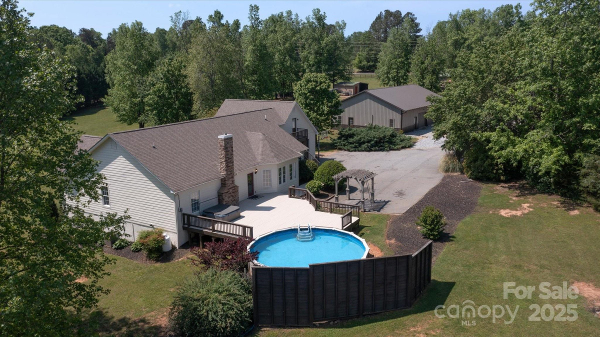 2409 Golf Course Rd Columbus, NC 28722