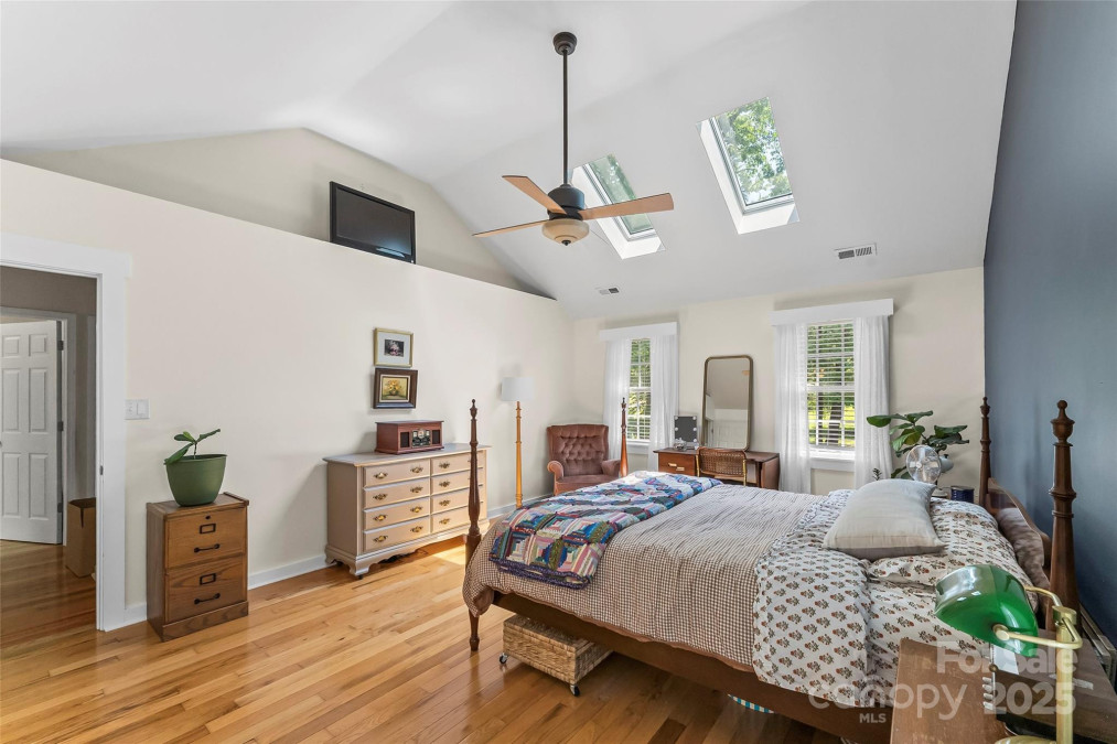 1338 Pell Dr Lincolnton, NC 28092