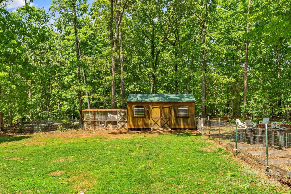 1338 Pell Dr Lincolnton, NC 28092