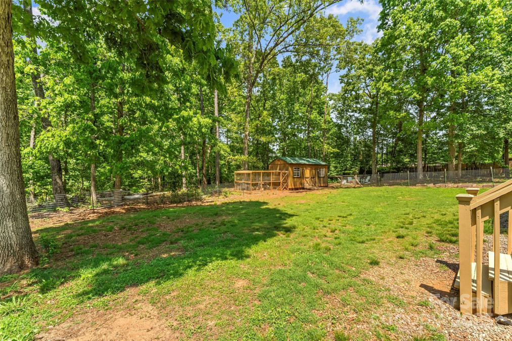 1338 Pell Dr Lincolnton, NC 28092