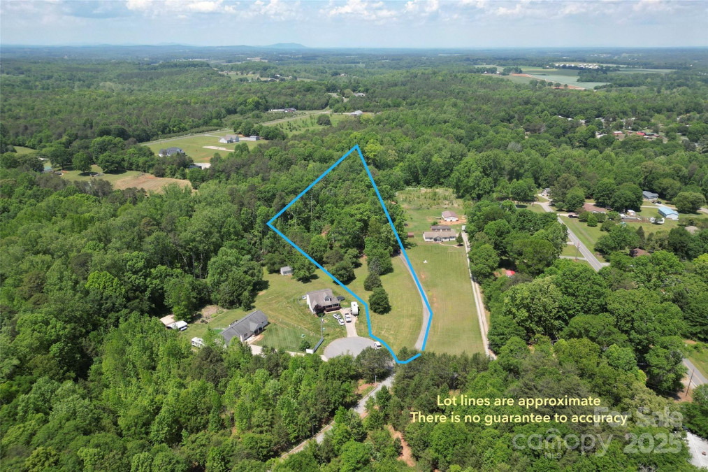 1338 Pell Dr Lincolnton, NC 28092