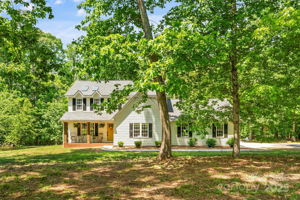 1338 Pell Dr Lincolnton, NC 28092