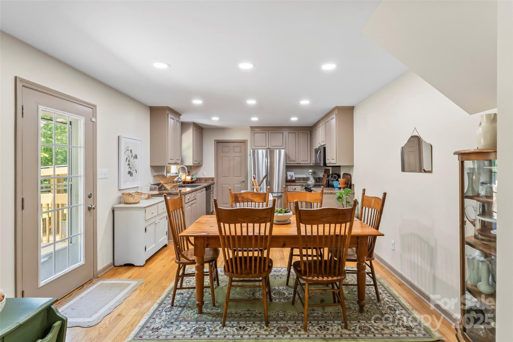 1338 Pell Dr Lincolnton, NC 28092