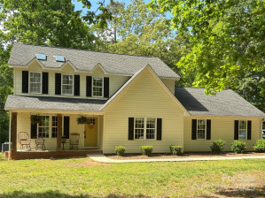 1338 Pell Dr Lincolnton, NC 28092