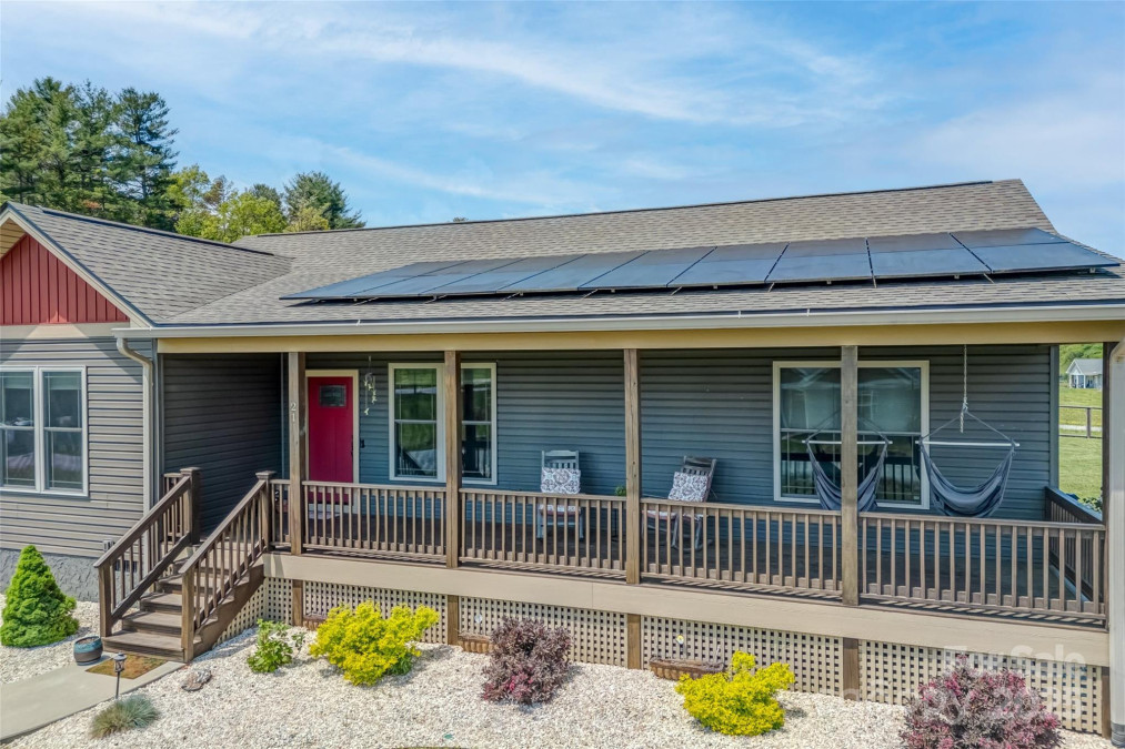 21 Corto Ln Flat Rock, NC 28731