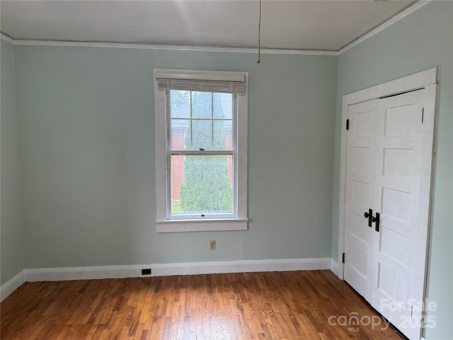 633 Ridge Rd Marion, NC 28752