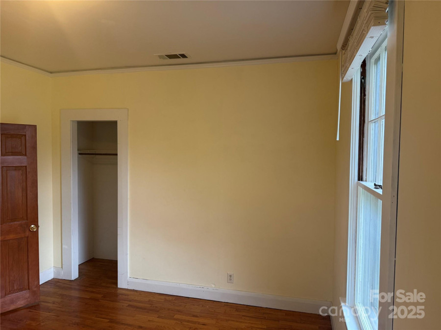 633 Ridge Rd Marion, NC 28752