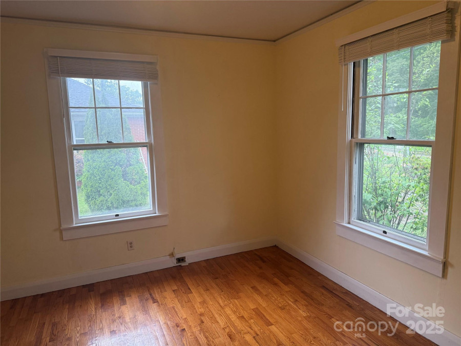 633 Ridge Rd Marion, NC 28752