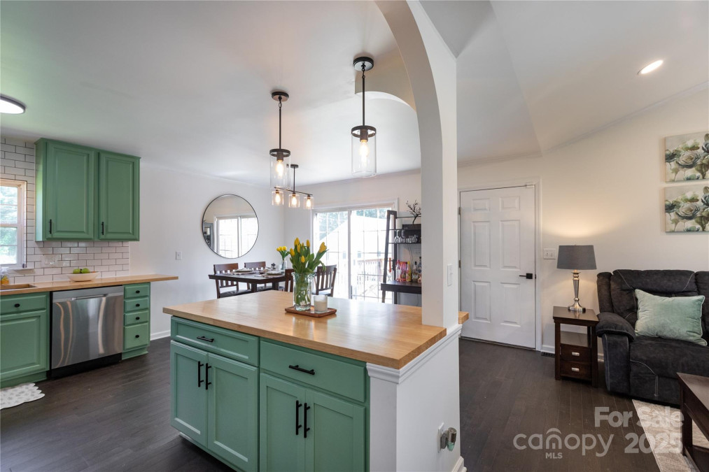 109 Hunter Ct Oakboro, NC 28129