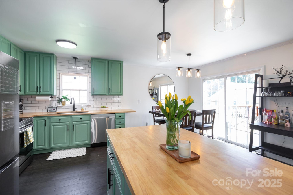 109 Hunter Ct Oakboro, NC 28129