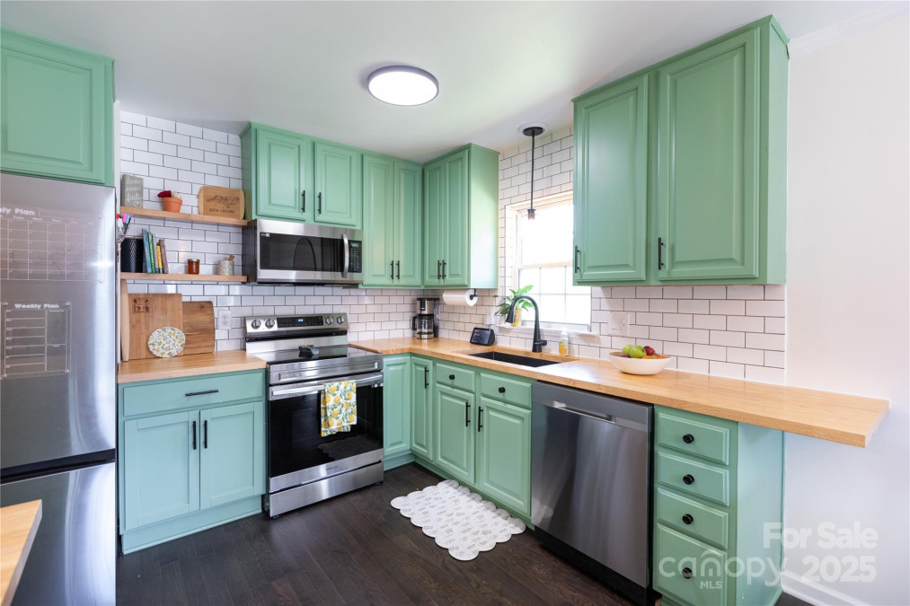 109 Hunter Ct Oakboro, NC 28129