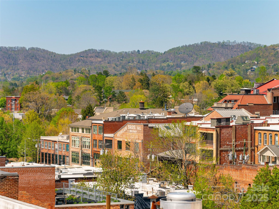 35 Patton Ave Asheville, NC 28801