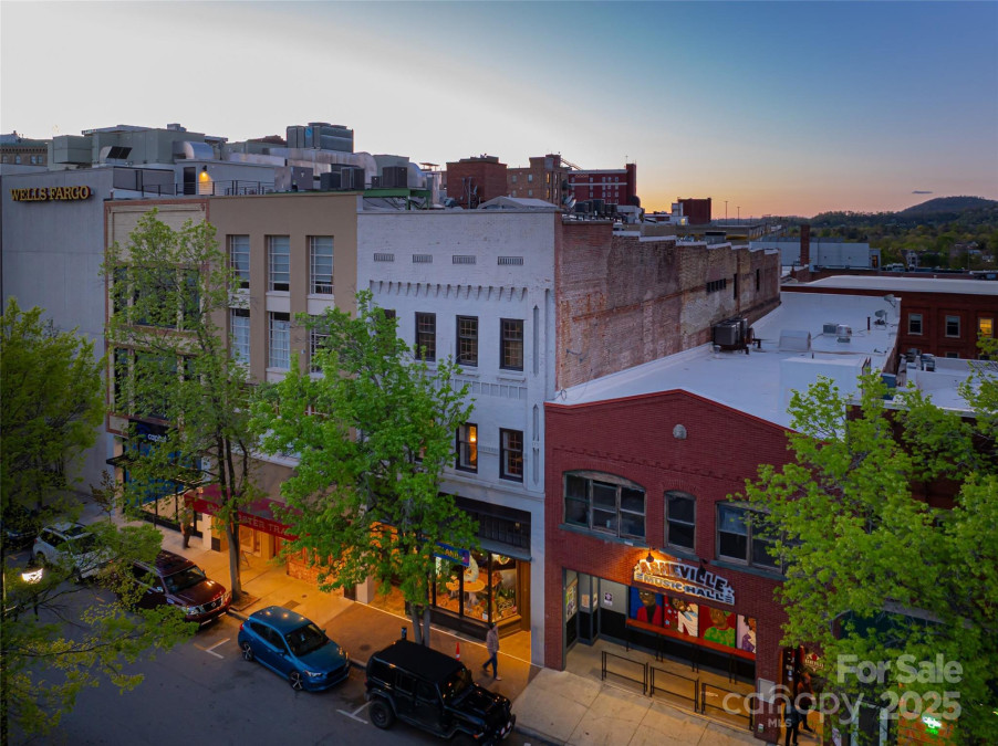 35 Patton Ave Asheville, NC 28801