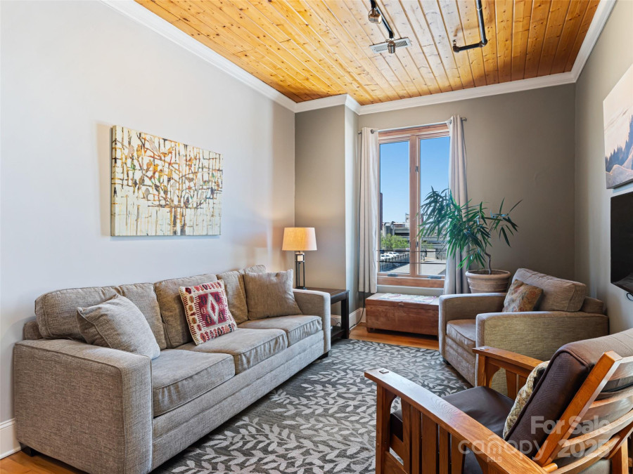 35 Patton Ave Asheville, NC 28801
