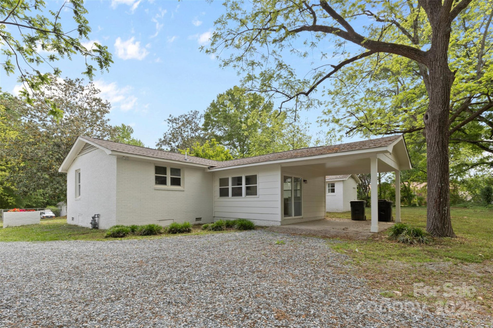 528 Park Dr Monroe, NC 28112