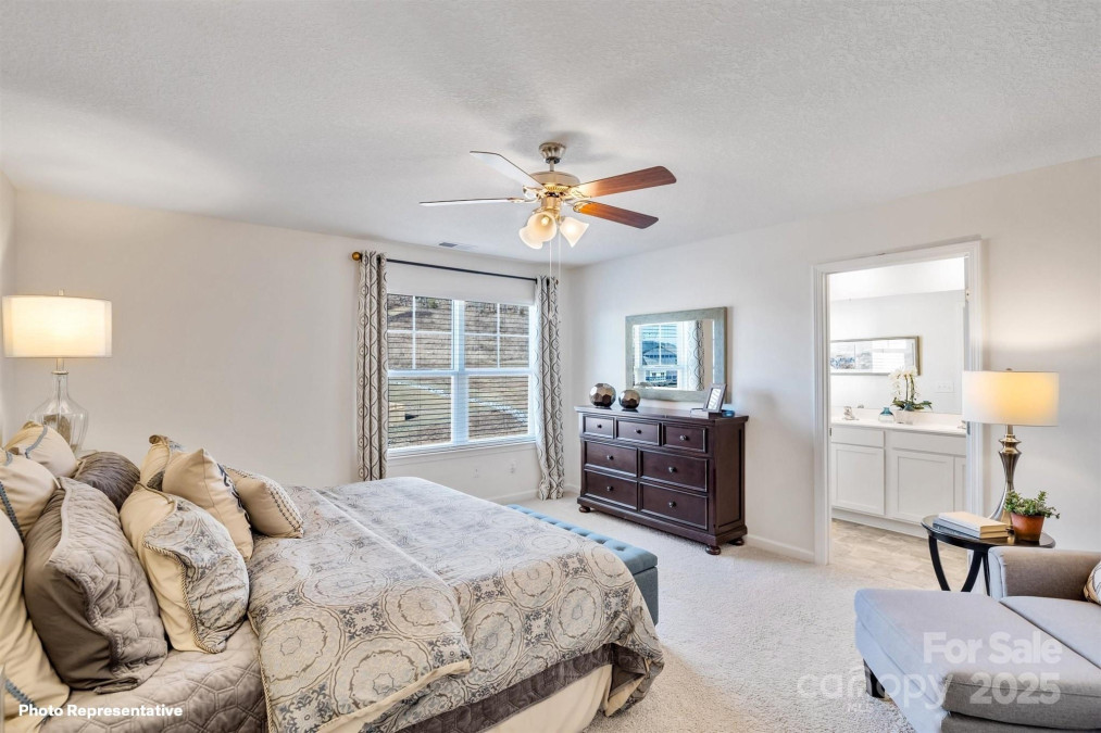 1045 20th Avenue Loop Hickory, NC 28602