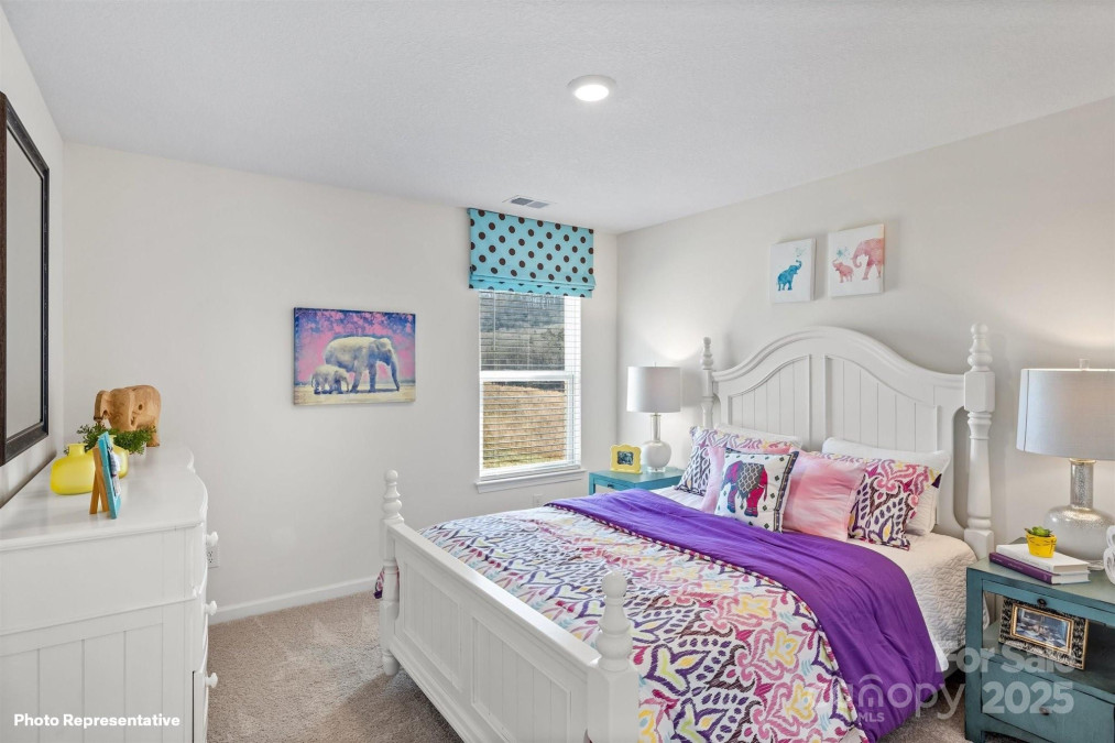 1045 20th Avenue Loop Hickory, NC 28602