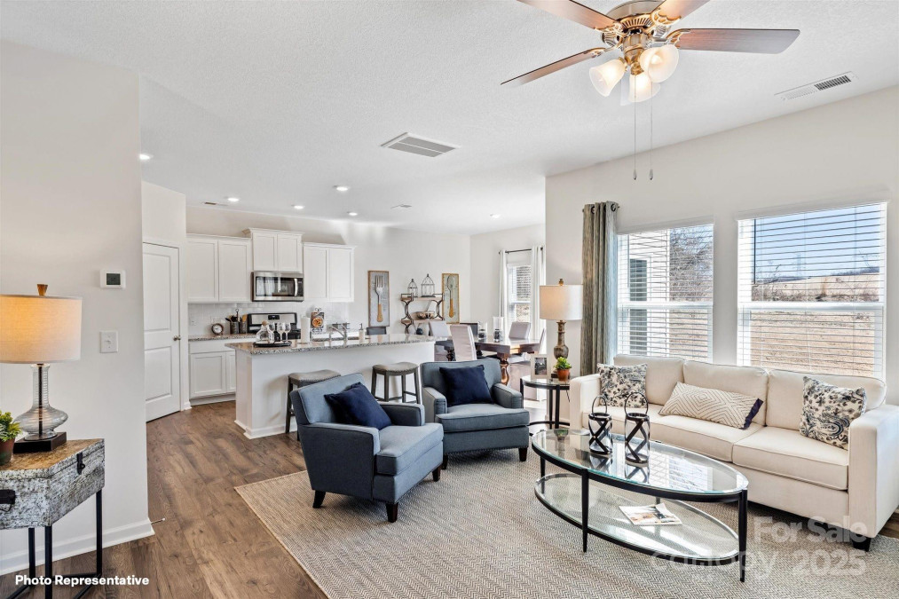 1045 20th Avenue Loop Hickory, NC 28602
