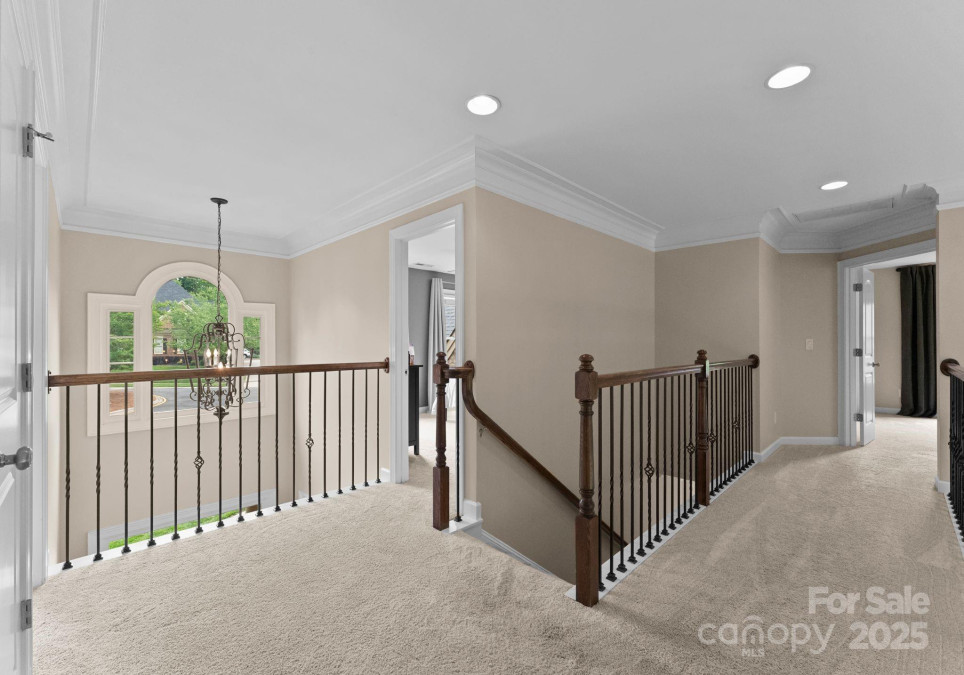 1021 Westbury Dr Matthews, NC 28104