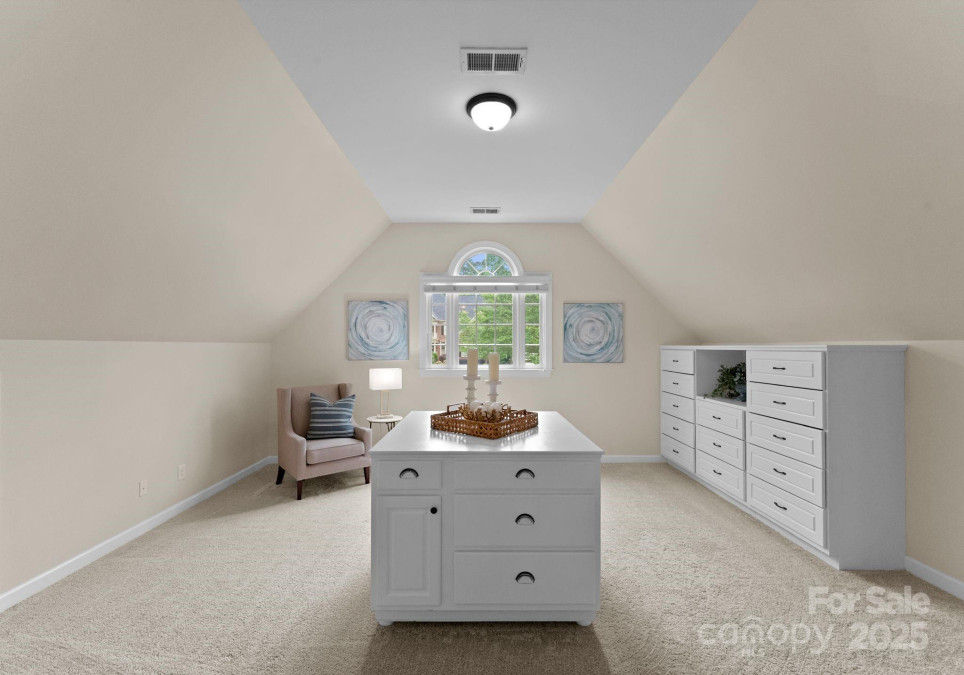 1021 Westbury Dr Matthews, NC 28104