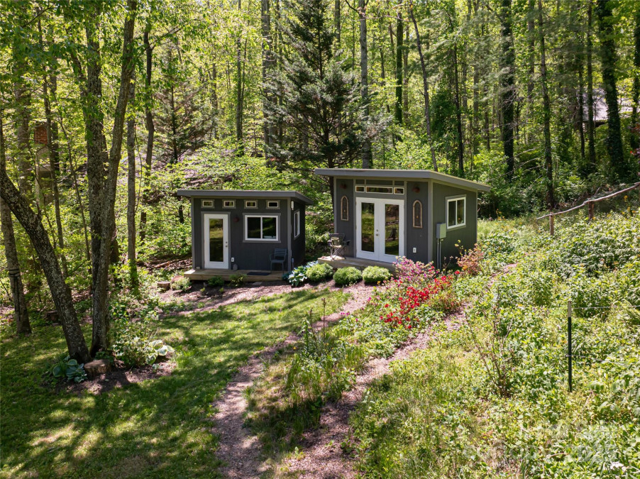 2057 Riceville Rd Asheville, NC 28805