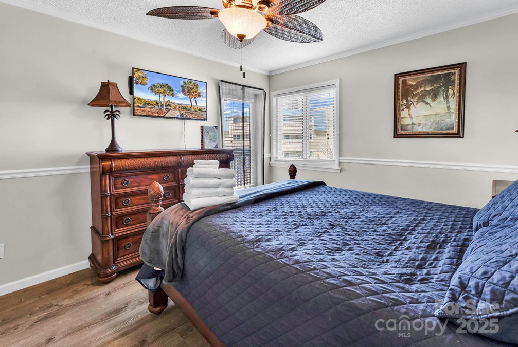 9660 Shore Dr Myrtle Beach, SC 29572