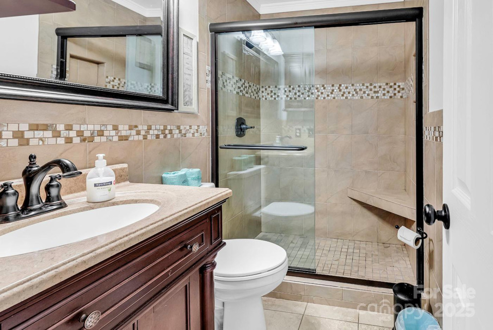 9660 Shore Dr Myrtle Beach, SC 29572