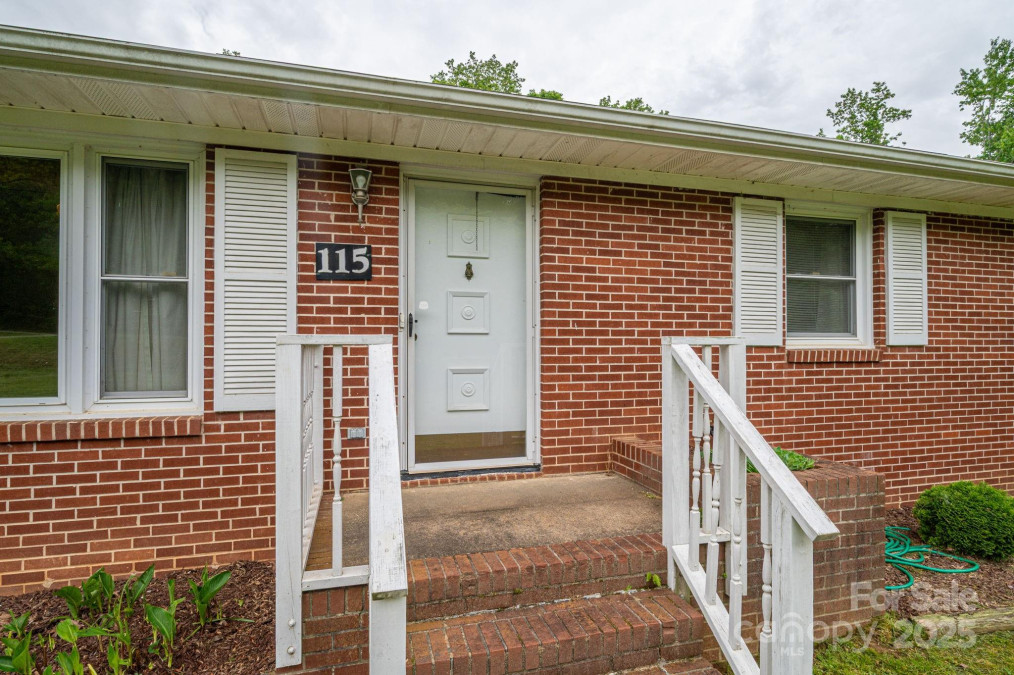 115 Patterson Rd Kings Mountain, NC 28086