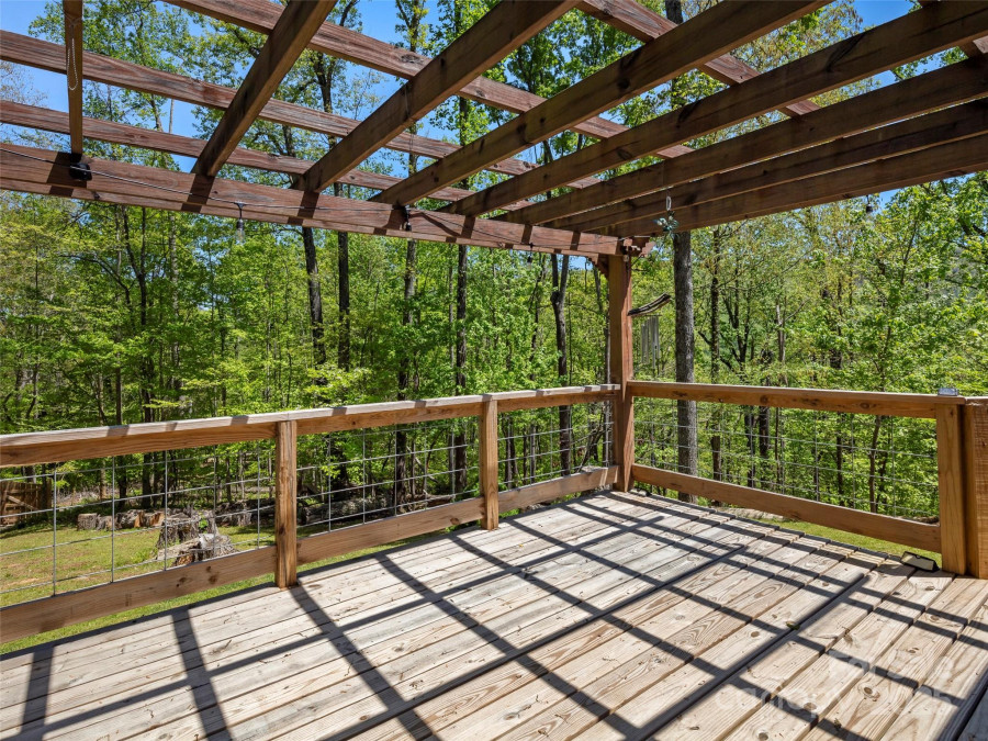 44 Sutton Knob Rd Candler, NC 28715